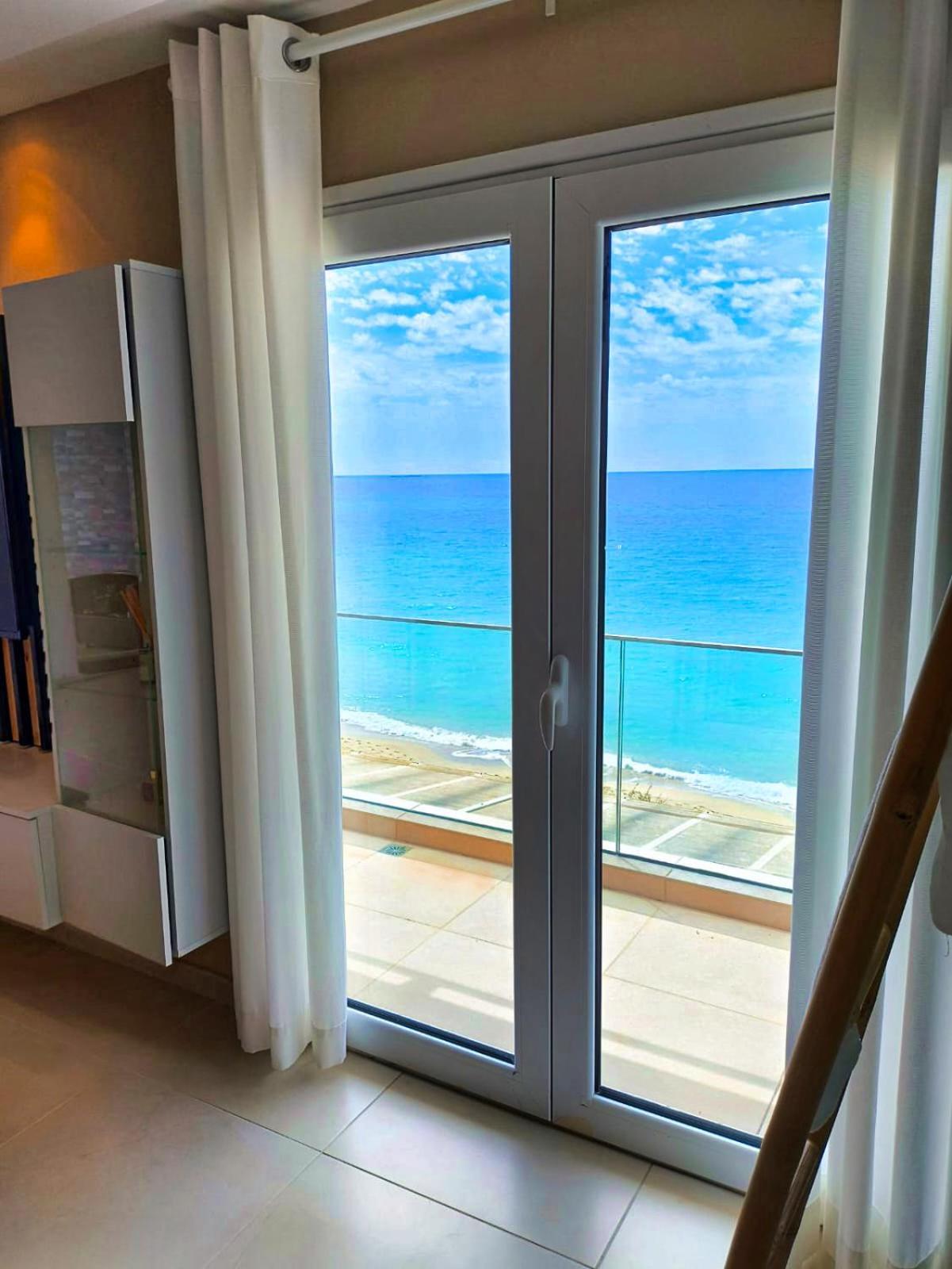 Infinity Beach House By Klv Argostoli  Luaran gambar